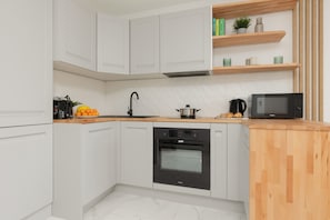 微波炉、洗碗机、厨具/餐具