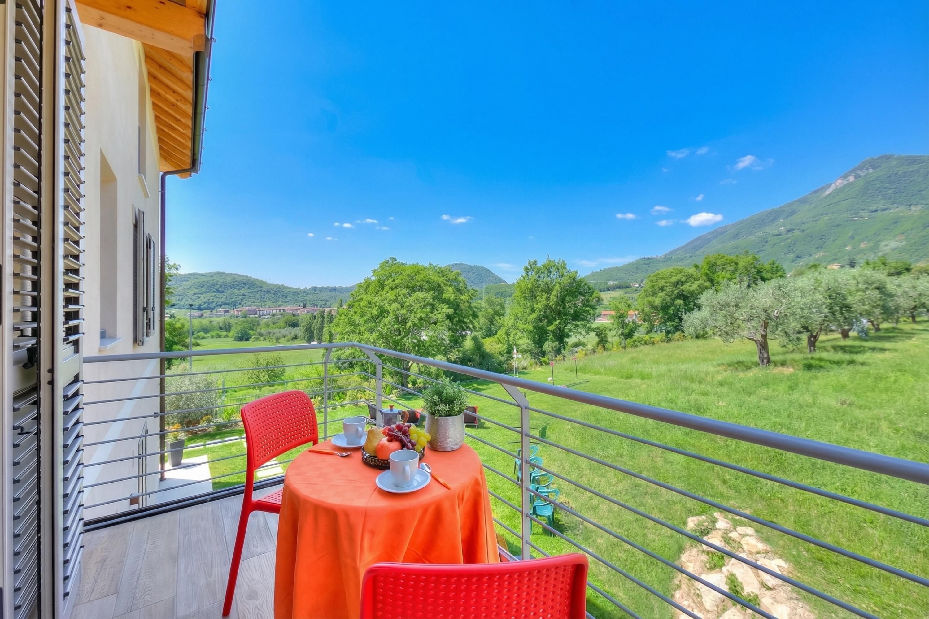 Familjelägenhet - flera sovrum (Ricomilla-Ulivo -Balcony, Garden &) | Restaurang utomhus