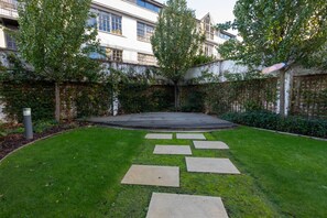 Appartement, 1 très grand lit | Enceinte de l’hébergement