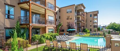 Condo, 3 Bedrooms | Exterior