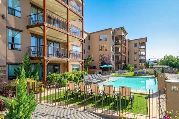 Condo, 3 habitaciones | Exterior