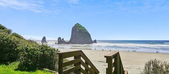 Haystack Close North