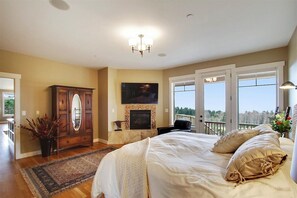 6 bedrooms, free WiFi, bed sheets