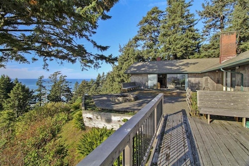 The Viewpoint - Ocean Views!