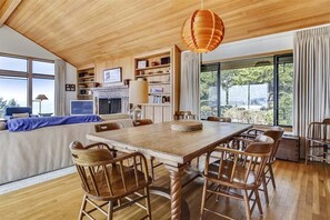 تناول الطعام