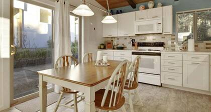 The Shell- Relax & Unwind!