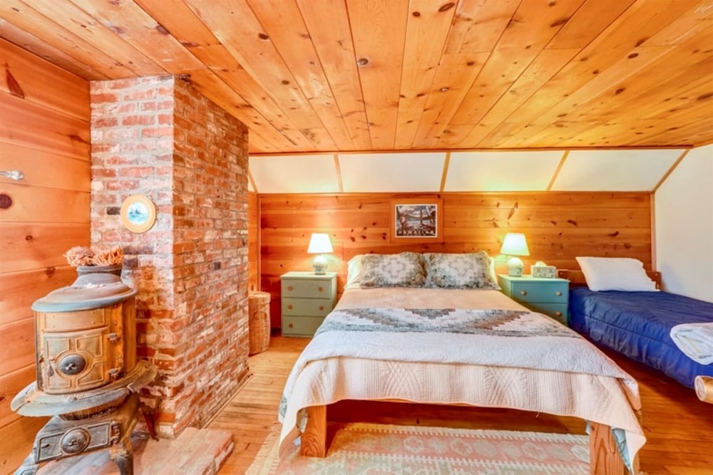 The Barn Vacation Homes Cannon Beach Vrbo