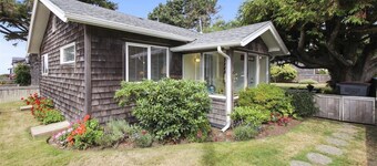 Singing Sands - Built in 1920!