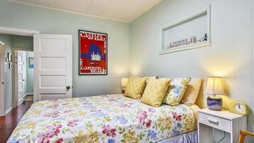 3 chambres, bureau, accès au Wi-Fi (inclus), literie fournie