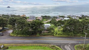 Aerial view - Shutterbug - 1 Block to the Beach! (Arch Cape)