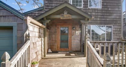 The Walter House - Quiet Neighborhood!