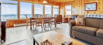 Windjammer - Beach Access!