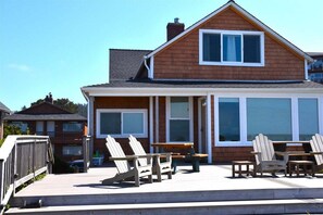 تناول الطعام بالخارج