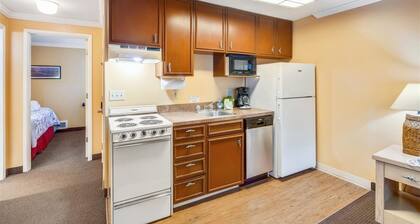 Sandcastle Inn #602 - Beachcomber Vacation Homes