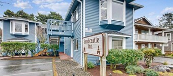 Sandcastle Inn #604 - Downtown Apartment!