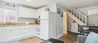 Lewis Loft  - Beachcomber Vacation Homes