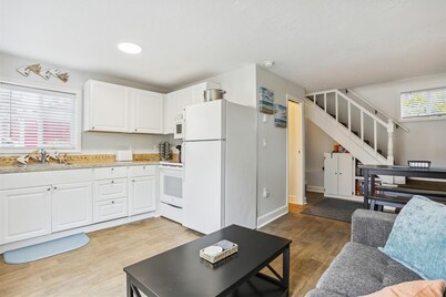 Lewis Loft  - Beachcomber Vacation Homes