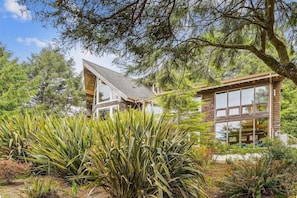 Exterior - Santo Cristo - Ocean View! (Arch Cape)