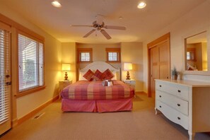 3 bedrooms, free WiFi, bed sheets