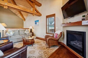 Flat-screen TV, fireplace