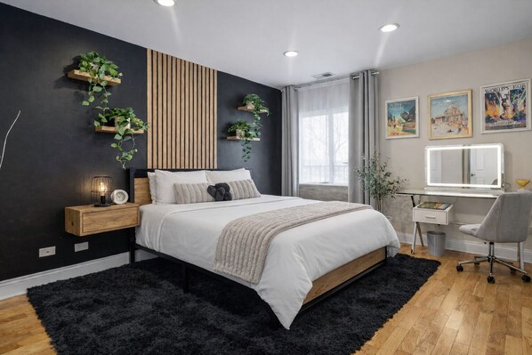 3 habitaciones, caja de seguridad en la habitación y escritorio 