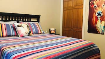 2 habitaciones, tabla de planchar con plancha, wifi y ropa de cama