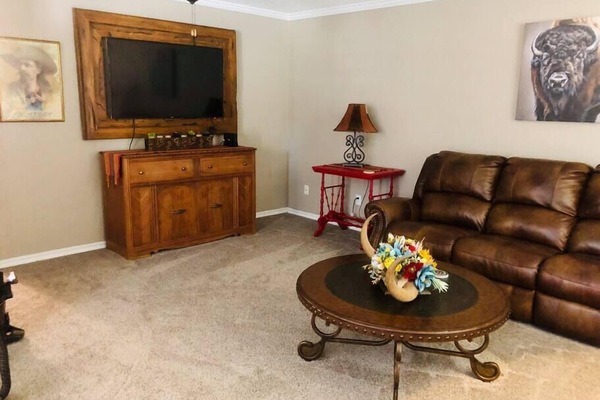 2705b4ec-cb80-401e-a165-c0900a237efd