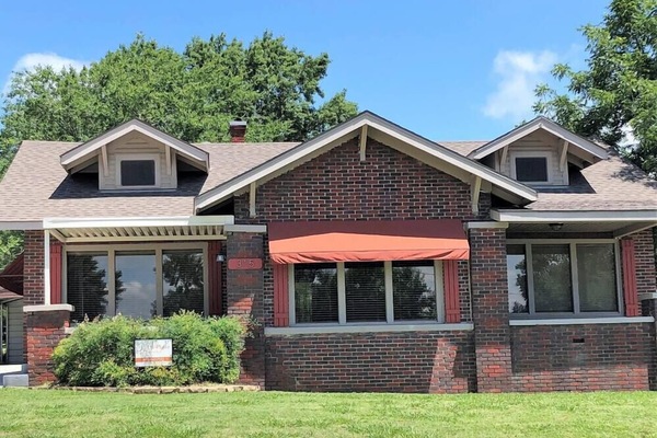 JJ'S PLACE BED & BATH 315 E. 18th St., Pawhuska