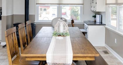 Spacious & Quiet Amish Farm Stay - 16+ Guests