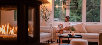 Maison Huberdeau – Design, River, Spa & Tremblant 18 min