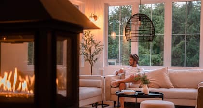 Maison Huberdeau – Design, River, Spa & Tremblant 18 min