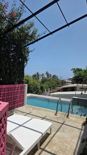 Nice apartment close to the main beach and love beach