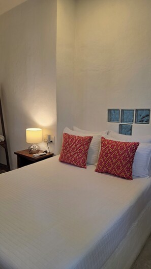 2 bedrooms, in-room safe, iron/ironing board, free WiFi