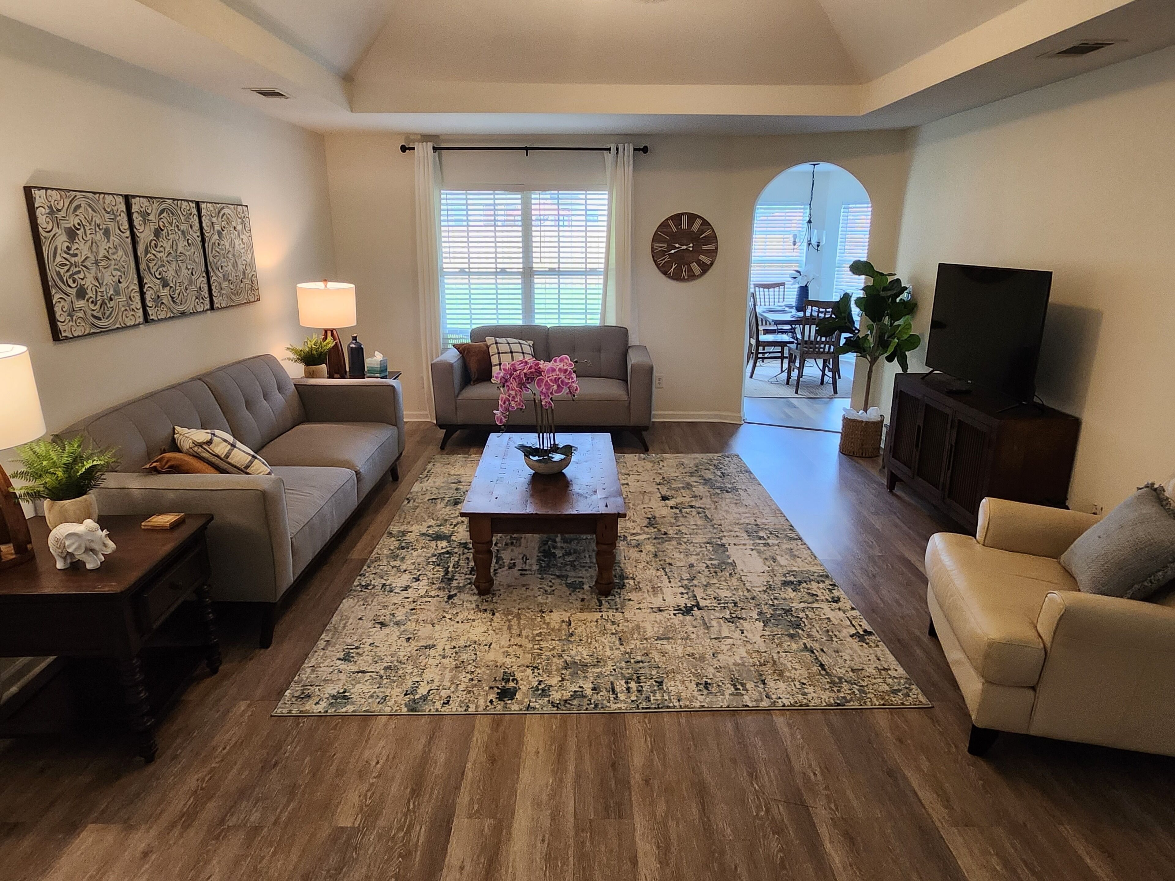 Lauren's Retreat located less than 3 miles to downtown Thomasville.  <br><br>