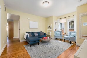 House, 2 Queen Beds, Patio, Garden View (118 Whitcomb - Unit A (main)) | Living area | 42-inch flat-screen TV with digital channels, TV - Walk Everywhere - Art, Restaurants, Poudre River (Fort Collins)