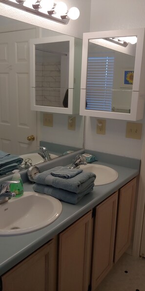 Interior - Cul-De-Sac Home (Sparks)