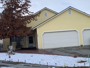 Exterior - Cul-De-Sac Home (Sparks)