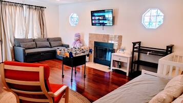 3 sovrum, skrivbord, strykjärn/strykbräda och gratis wi-fi