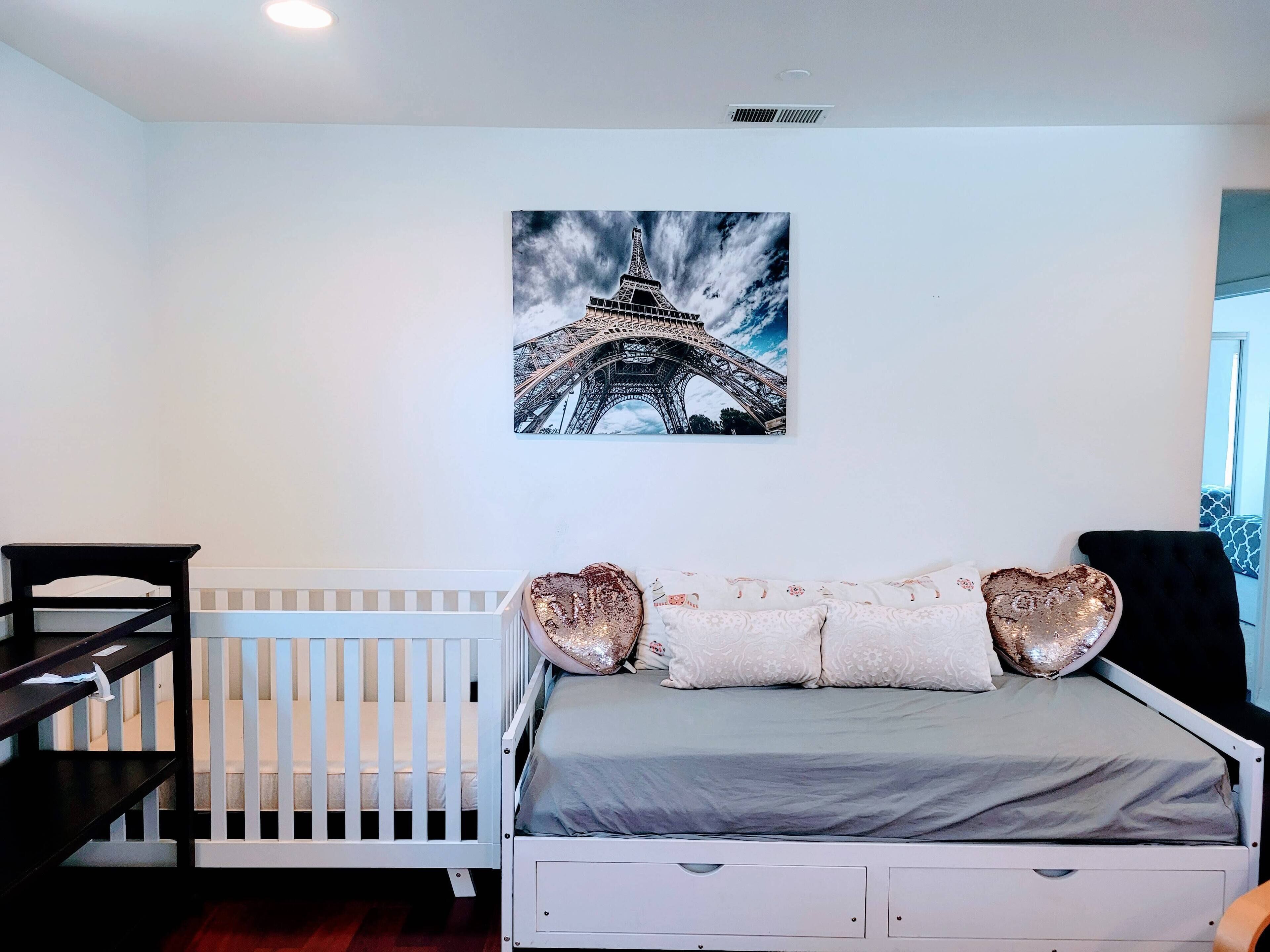 3 habitaciones, escritorio, tabla de planchar con plancha y wifi gratis 