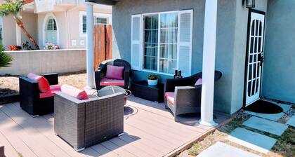 Beach house w/ fireplace, jetted tub, foosball