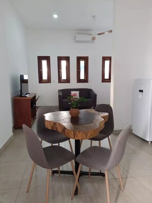 Dining - Alejandra in JunglaZipolite 200 meters from the beach (Zipolite)