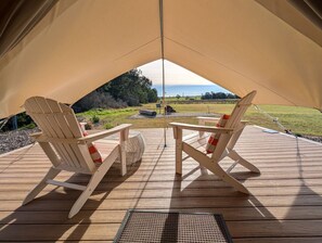 Terrace/patio - Glamping Getaway at Broke Estate (Broke)