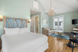 4 bedrooms, desk, iron/ironing board, WiFi