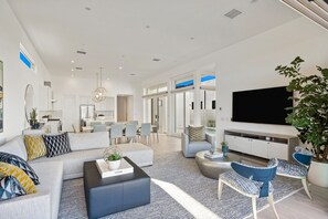TV, fireplace - Relax and enjoy Palm Springs, private pool, view (Palm Springs)