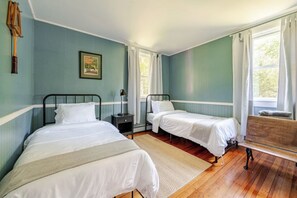4 chambres, bureau, lit parapluie, Wi-Fi gratuit