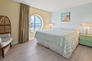 3 chambres, fer et planche à repasser, Wi-Fi, literie fournie