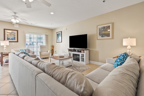 リビング エリア