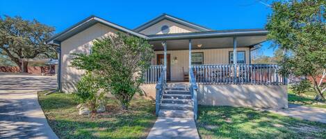 Nhà, 4 phòng ngủ | Ngoại thất