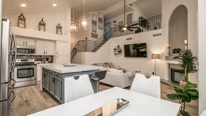 บ้านพัก (4 Bedrooms) | ครัวส่วนตัว | ตู้เย็น, ไมโครเวฟ, เตาอบ, เครื่องปั่น
