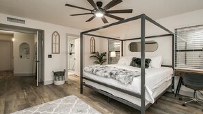 House (4 Bedrooms) | 4 bedrooms, iron/ironing board, bed sheets - Fully Renovated Kierland Retreat W/pool & 4-bdrms! (Scottsdale)